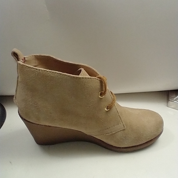 Sperry Harlow Suede Wedge Ankle Booties Women's sz 8M. - Picture 6 of 10